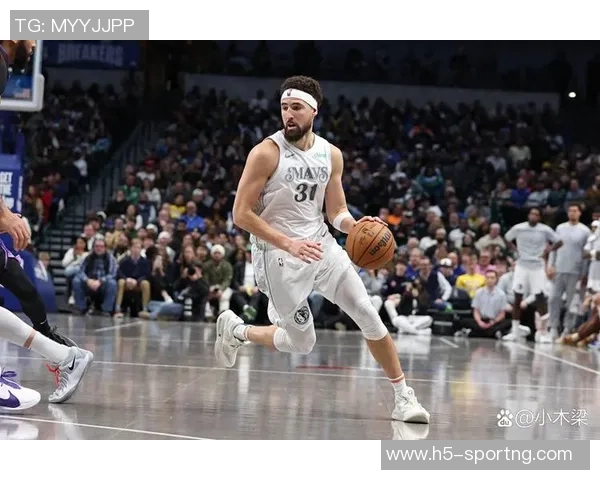 国王队全场16次抢断引发独行侠19次失误比赛悬念迭起